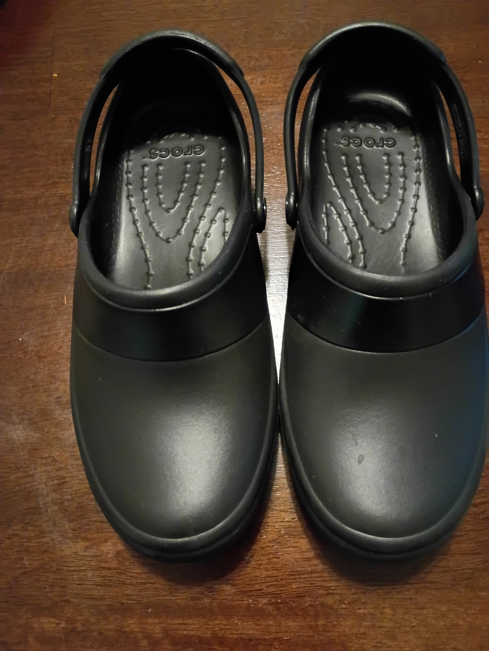 Women's Crocs Size 6